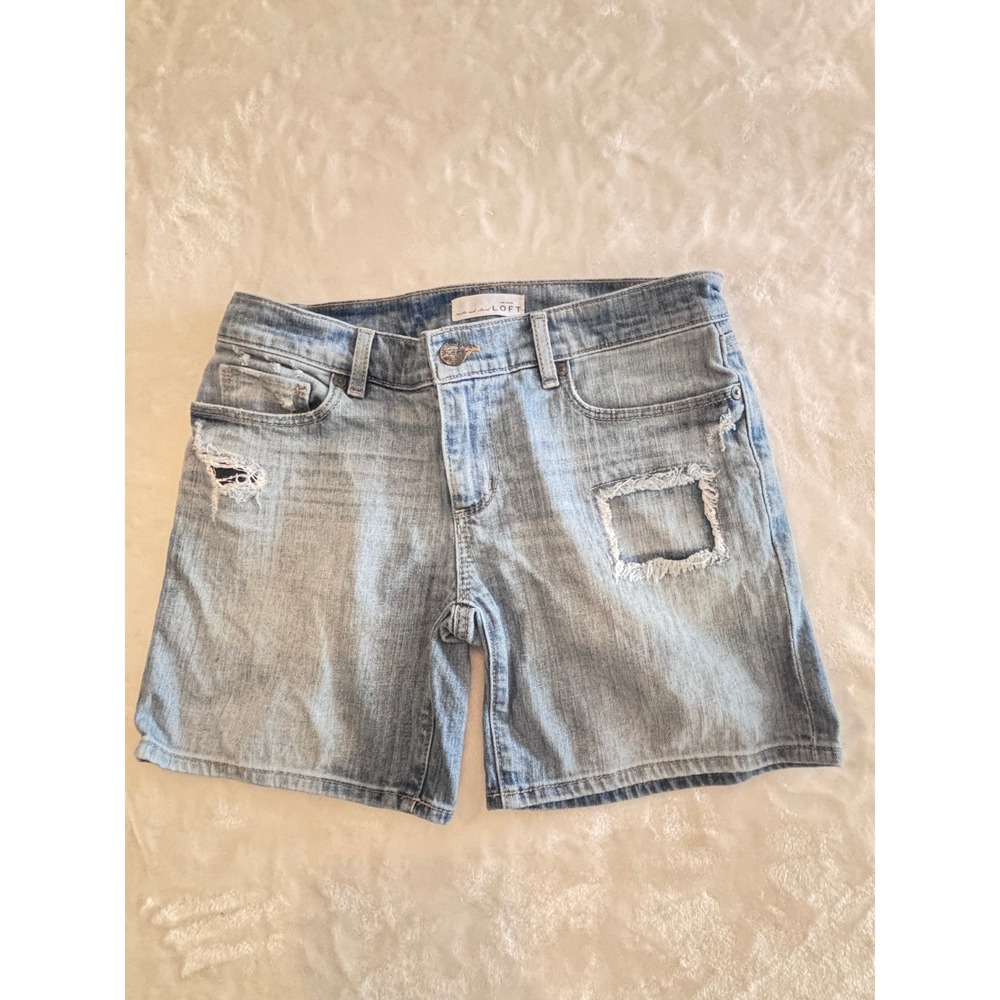 LOFT Ann Taylor Distressed‎ Denim Shorts Light Wash Size 25 0 Patched Frayed